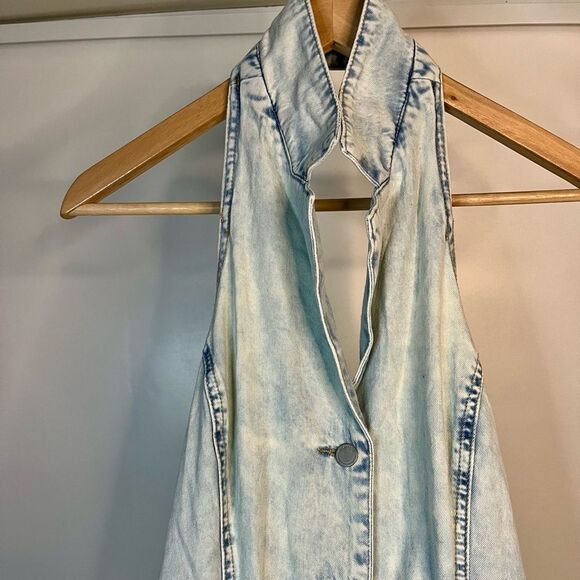 NWT BLANKNYC Luxury Denim Halter Neck Jumpsuit With Belt size small - Picture 7 of 10